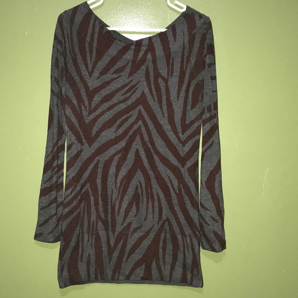 Forever 21 off the shoulder gray and brown zebra print blouse